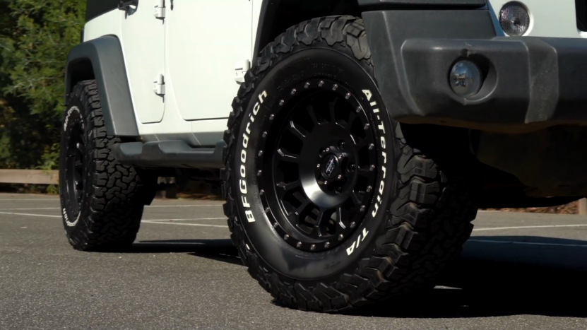 33 Inch Tires on A Jeep Wrangler