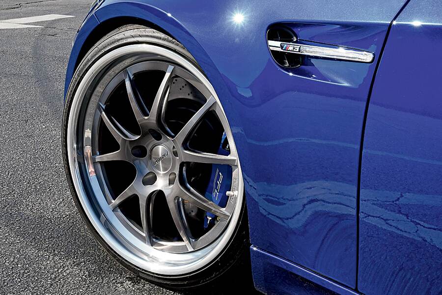 BMW E92 M3 Wheel and Tire